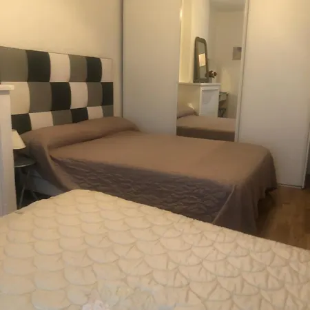 Chez Grand Mere فندق مبيت وإفطار لو بيرثوس